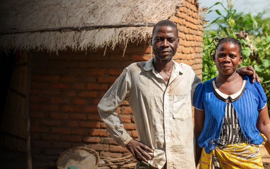 GiveDirectly cash transfer programme community member in Malawi. Photo: GiveDirectly.